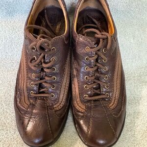BORN Brown Leather Woman’s Sneakers